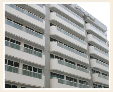 Royal Plaza Hotel Apartments Дубай Экстерьер фото