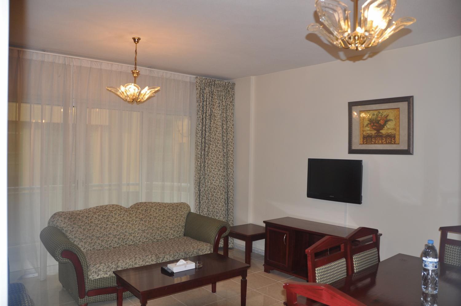 Royal Plaza Hotel Apartments Дубай Экстерьер фото