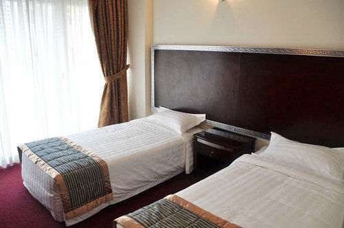 Royal Plaza Hotel Apartments Дубай Экстерьер фото